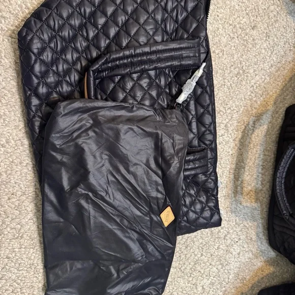 MZ Wallace NWT Black Medium Metro Tote deluxe - Picture 6 of 8